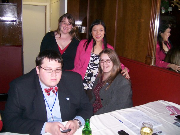 227454_22212292840_2783_n